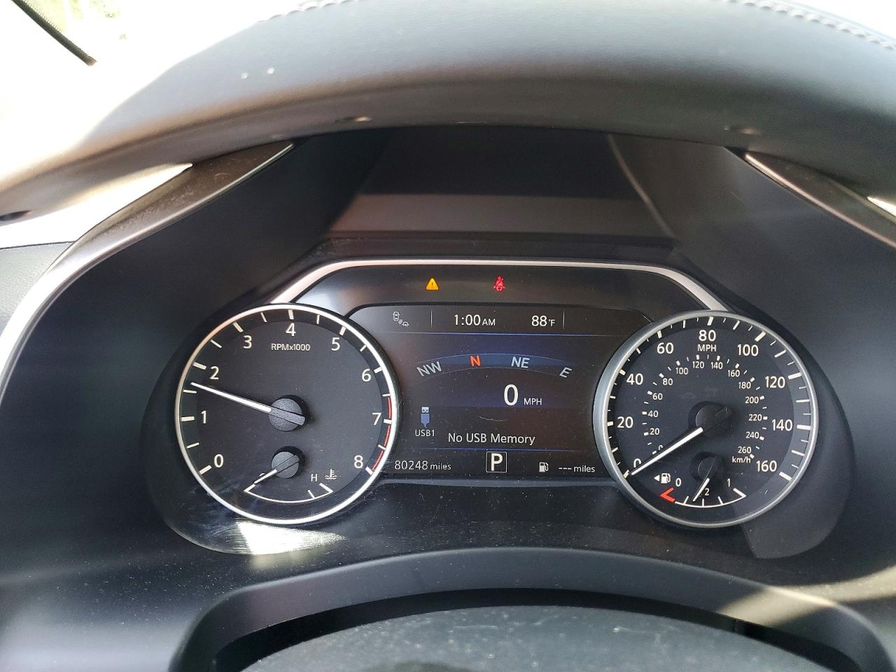 Nissan Murano Sv