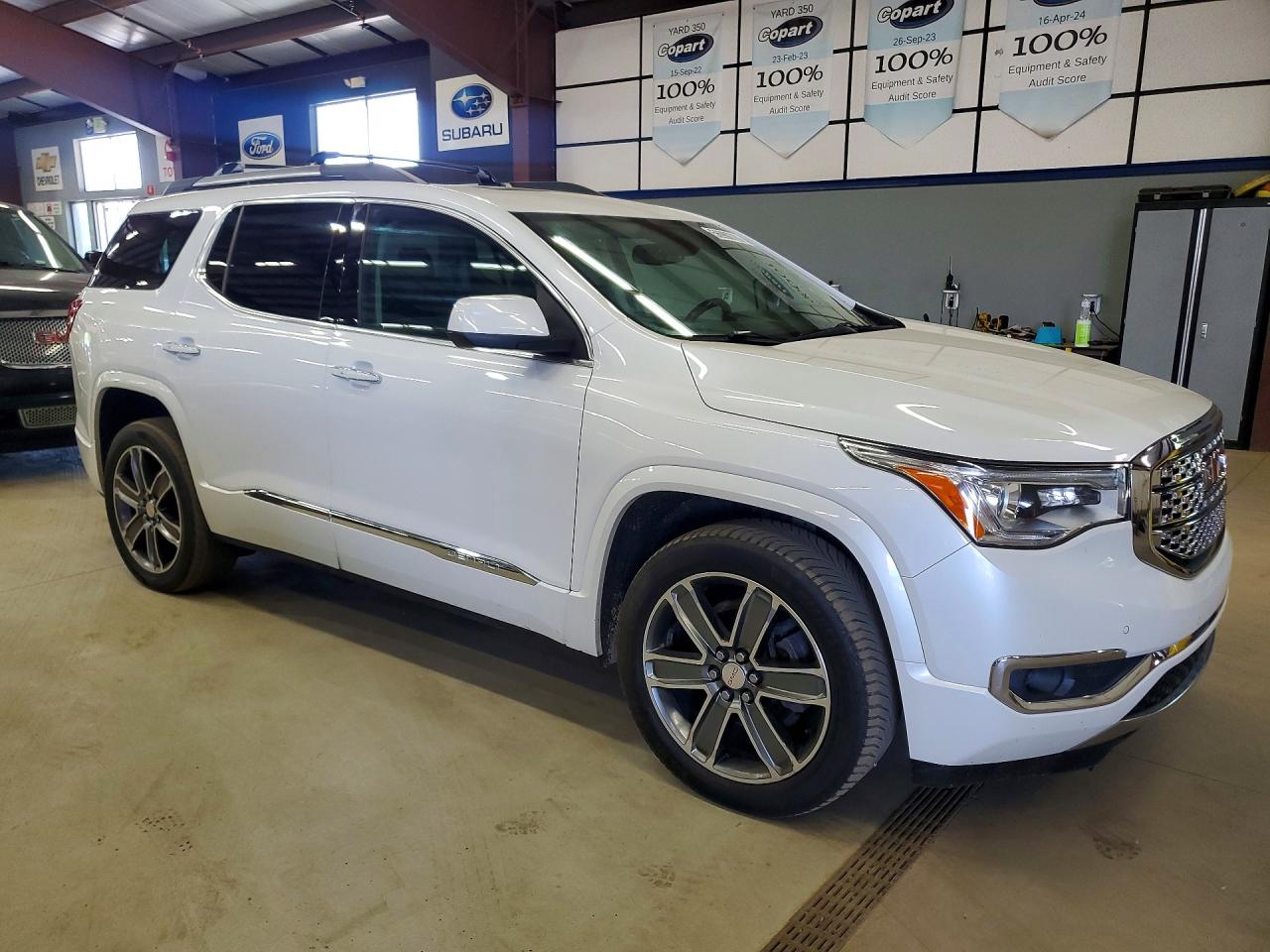 GMC Acadia Denali