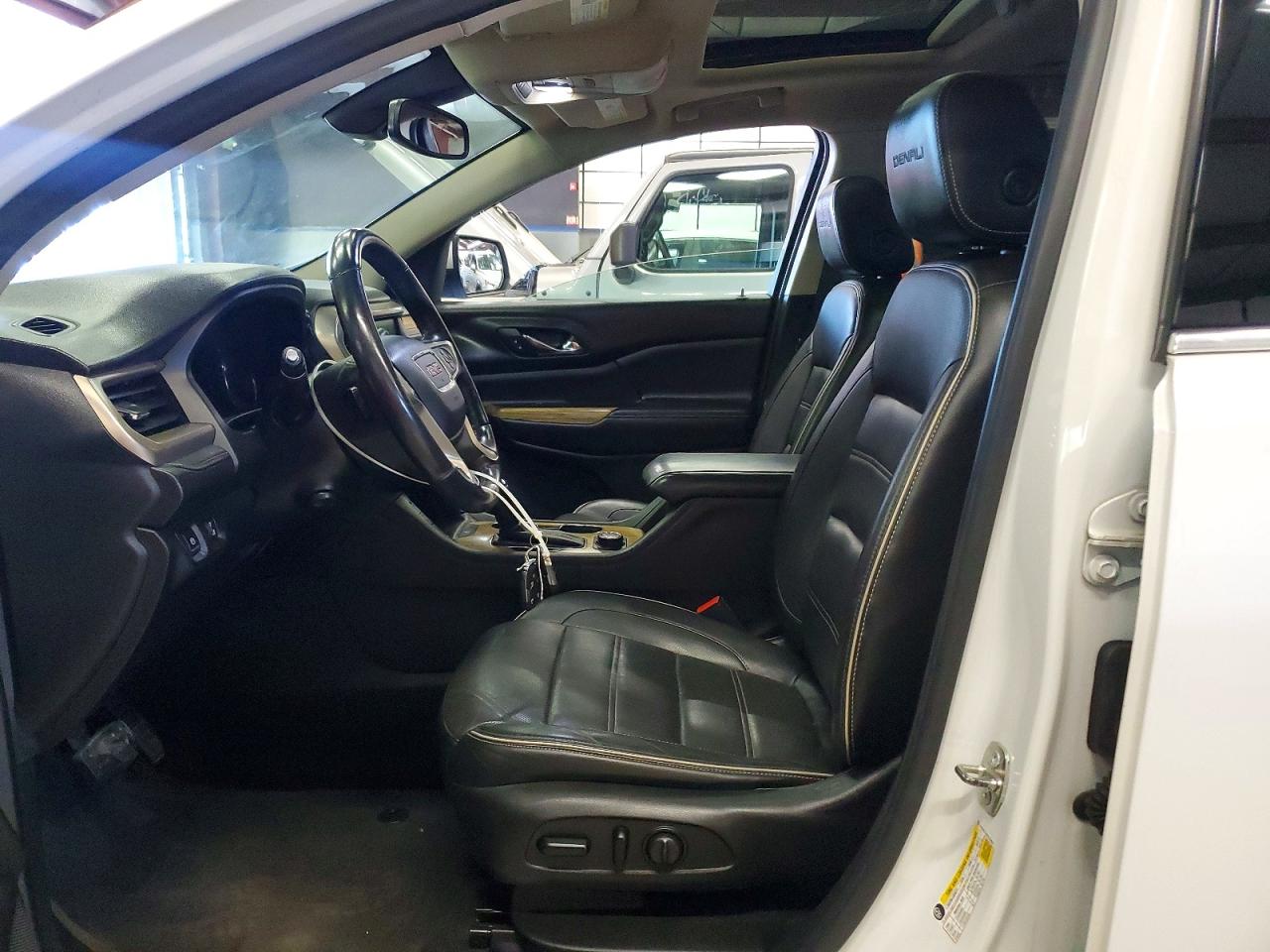 GMC Acadia Denali