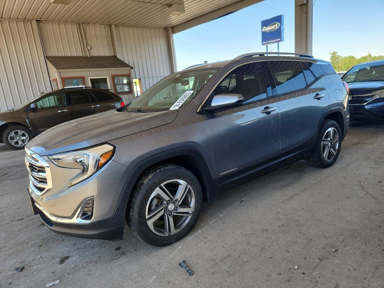 Salvage GMC Terrain Image