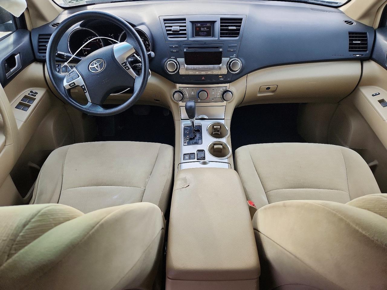 Toyota Highlander Base