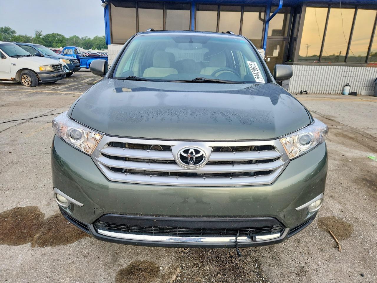 Toyota Highlander Base