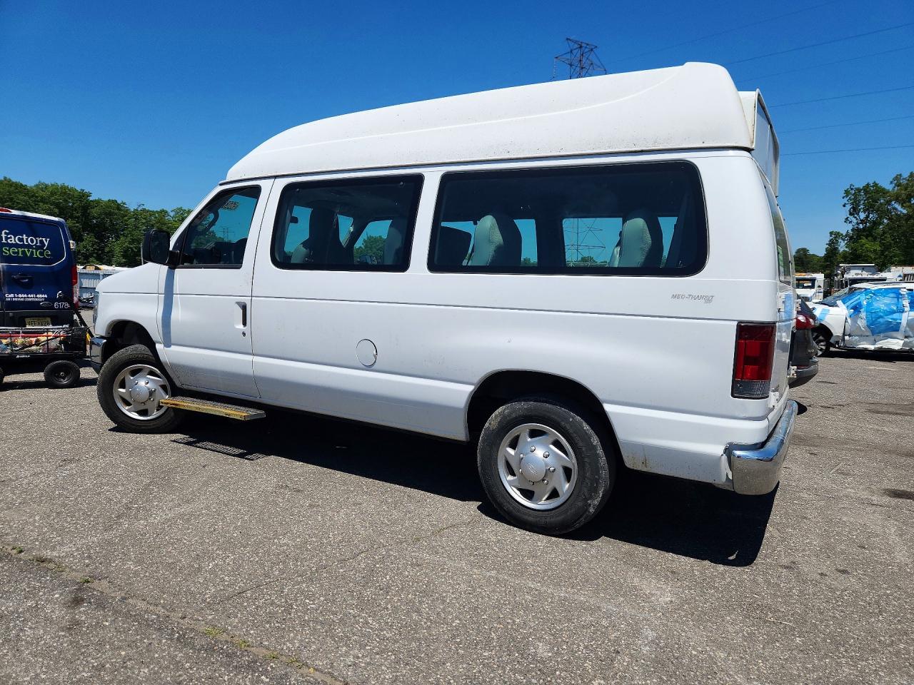 Ford Econoline E150 Van