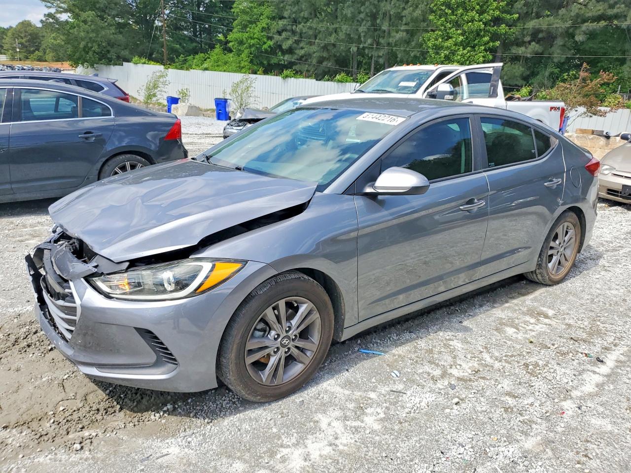 Salvage Hyundai ELANTRA Image
