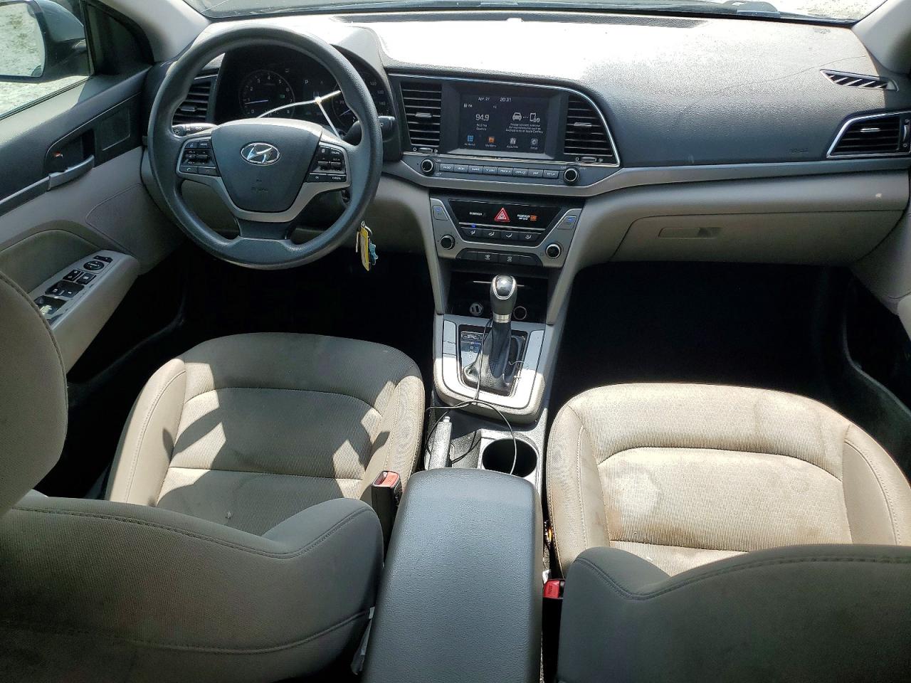 Hyundai ELANTRA Sel