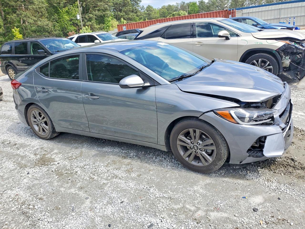 Hyundai ELANTRA Sel