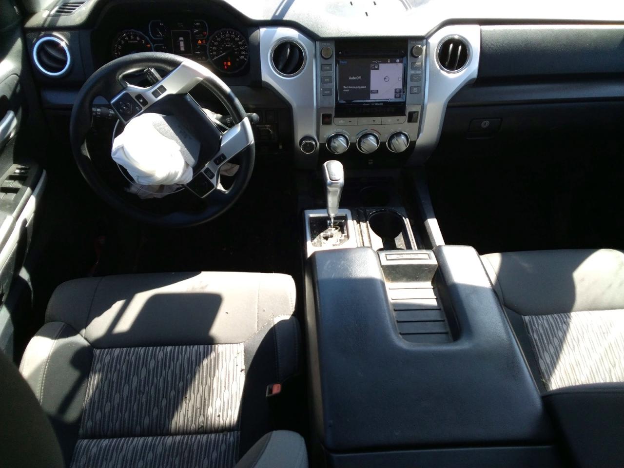 Toyota Tundra Crewmax Sr5