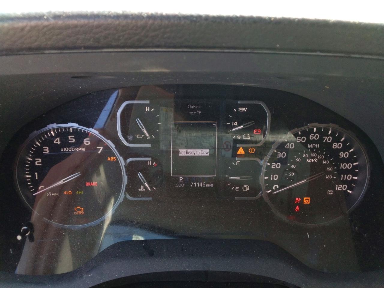 Toyota Tundra Crewmax Sr5