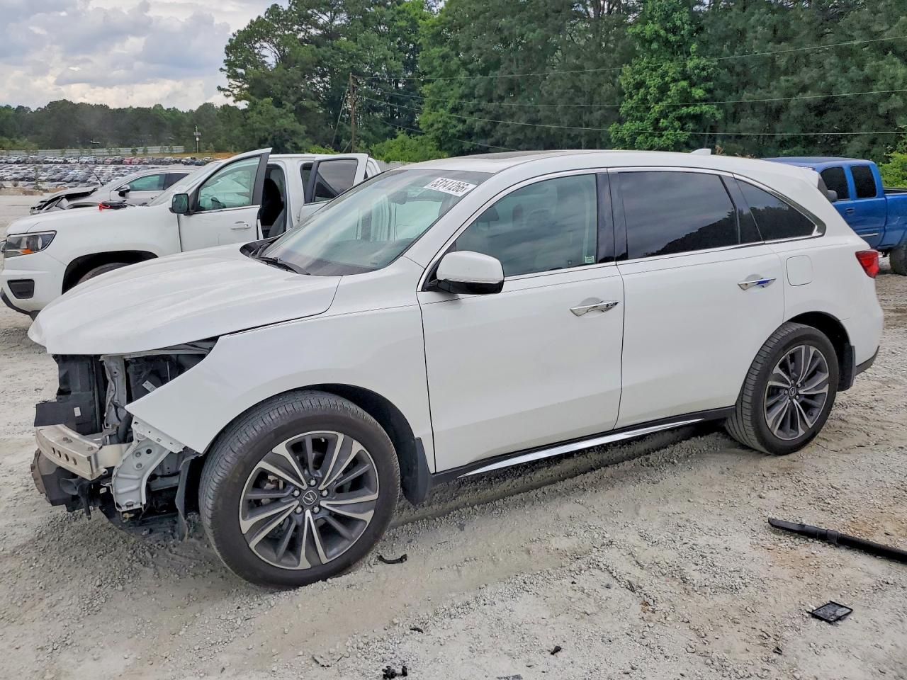 Salvage Acura MDX Image