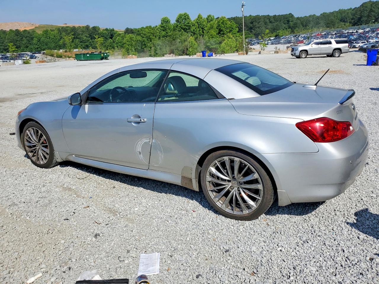 INFINITI G37 Base