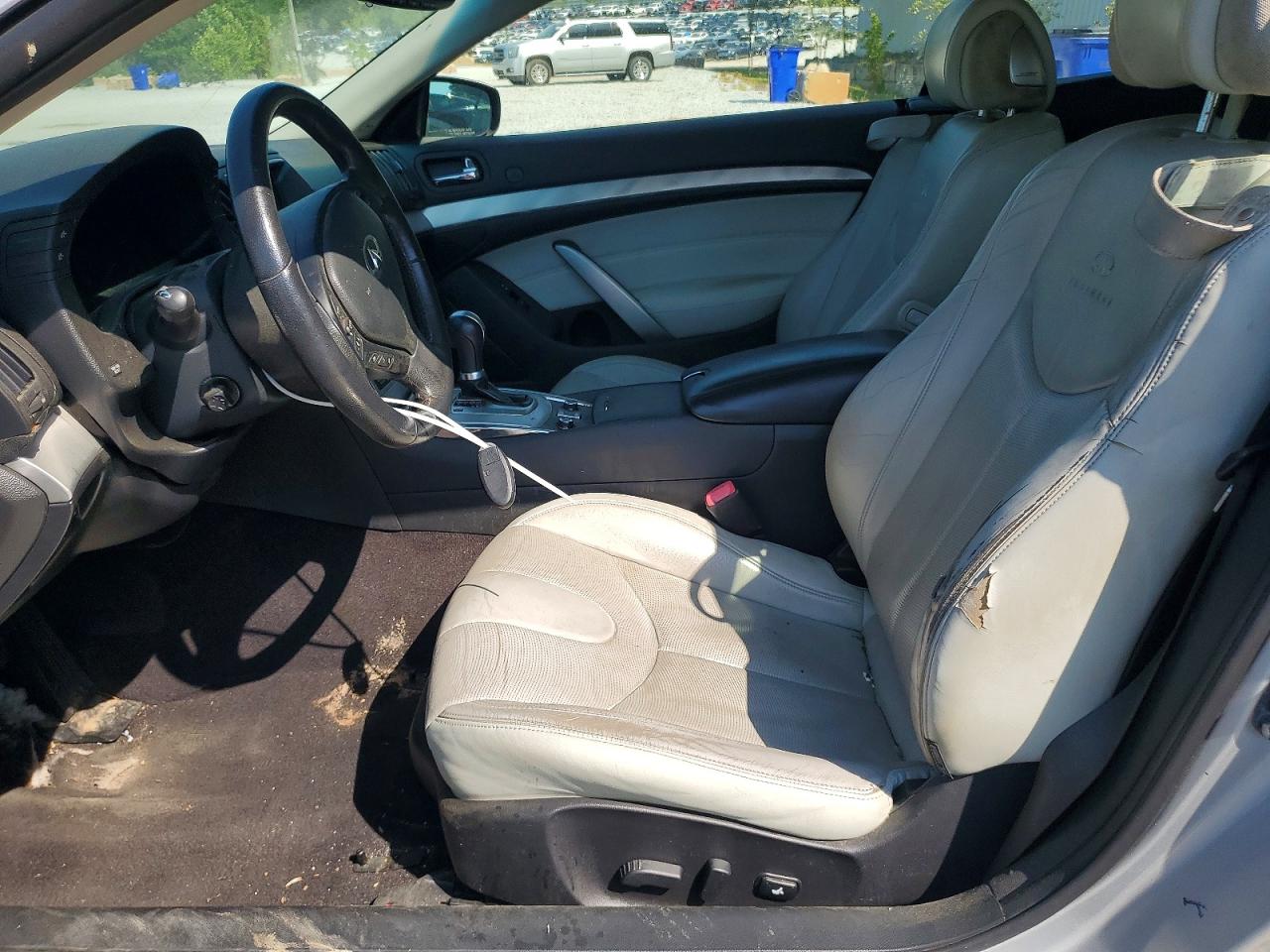 INFINITI G37 Base