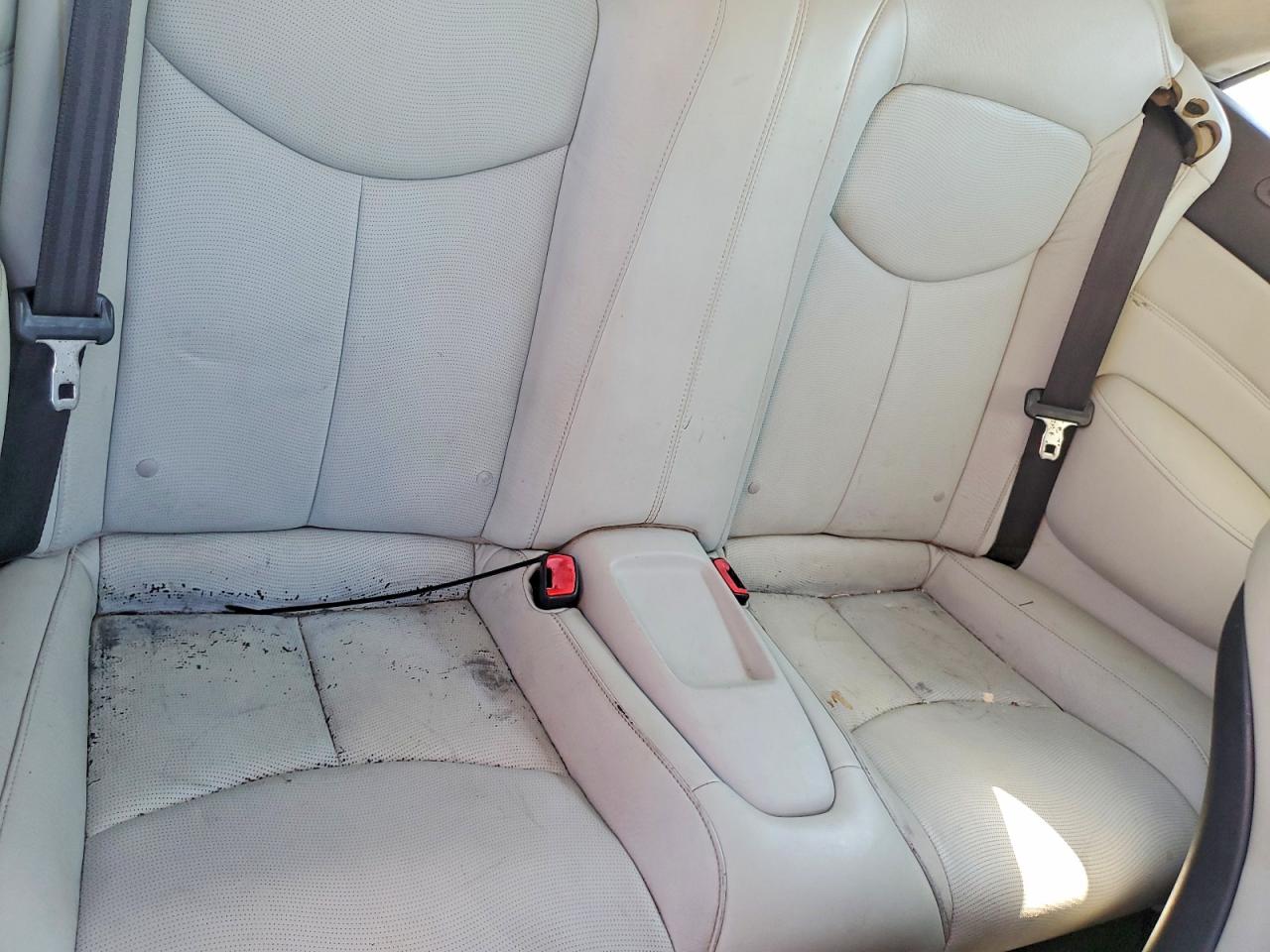 INFINITI G37 Base