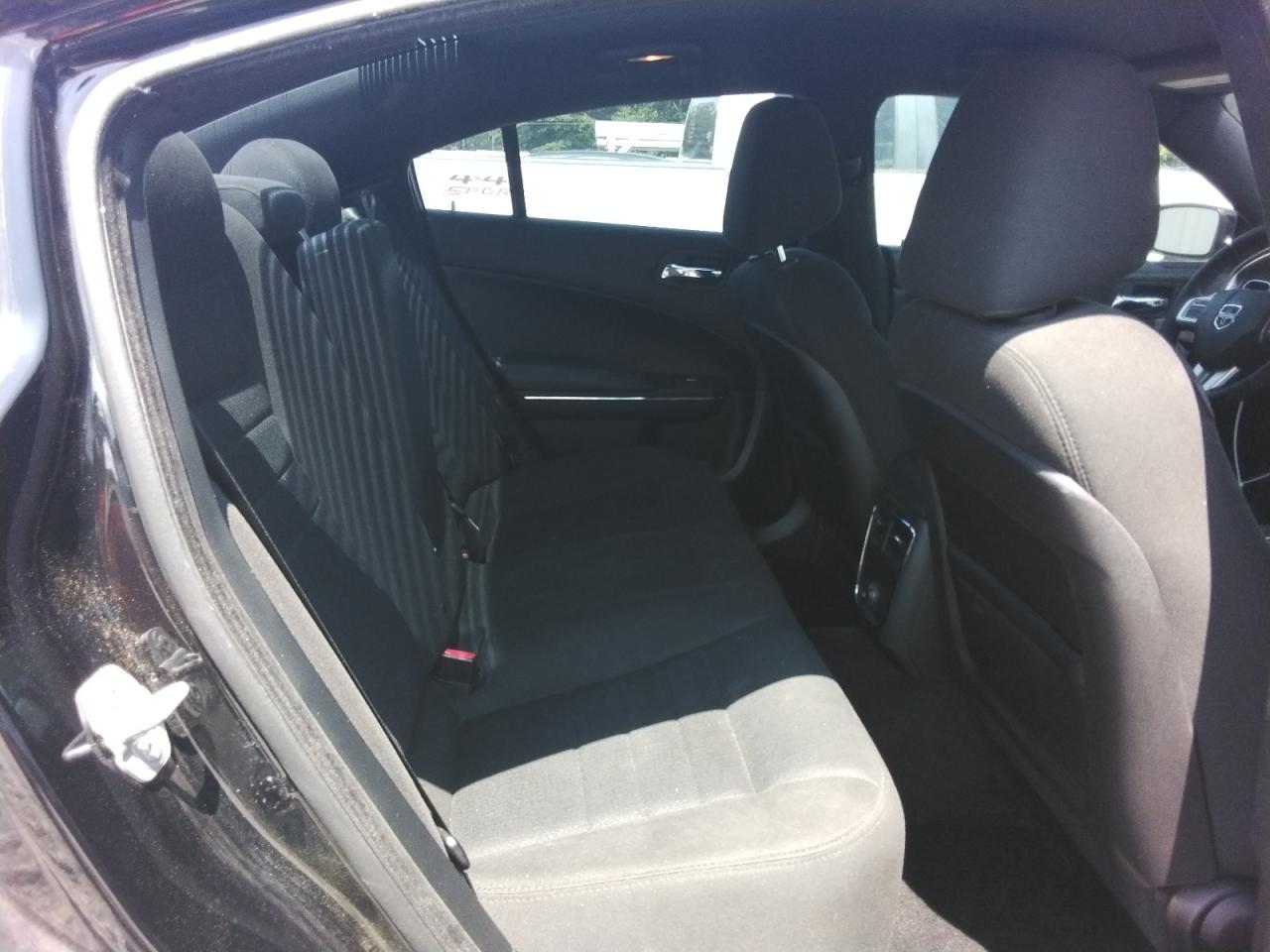 Dodge Charger Se