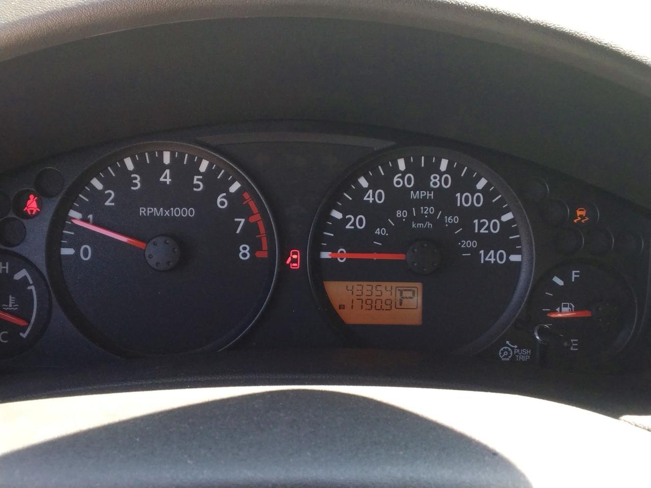 Nissan Frontier S
