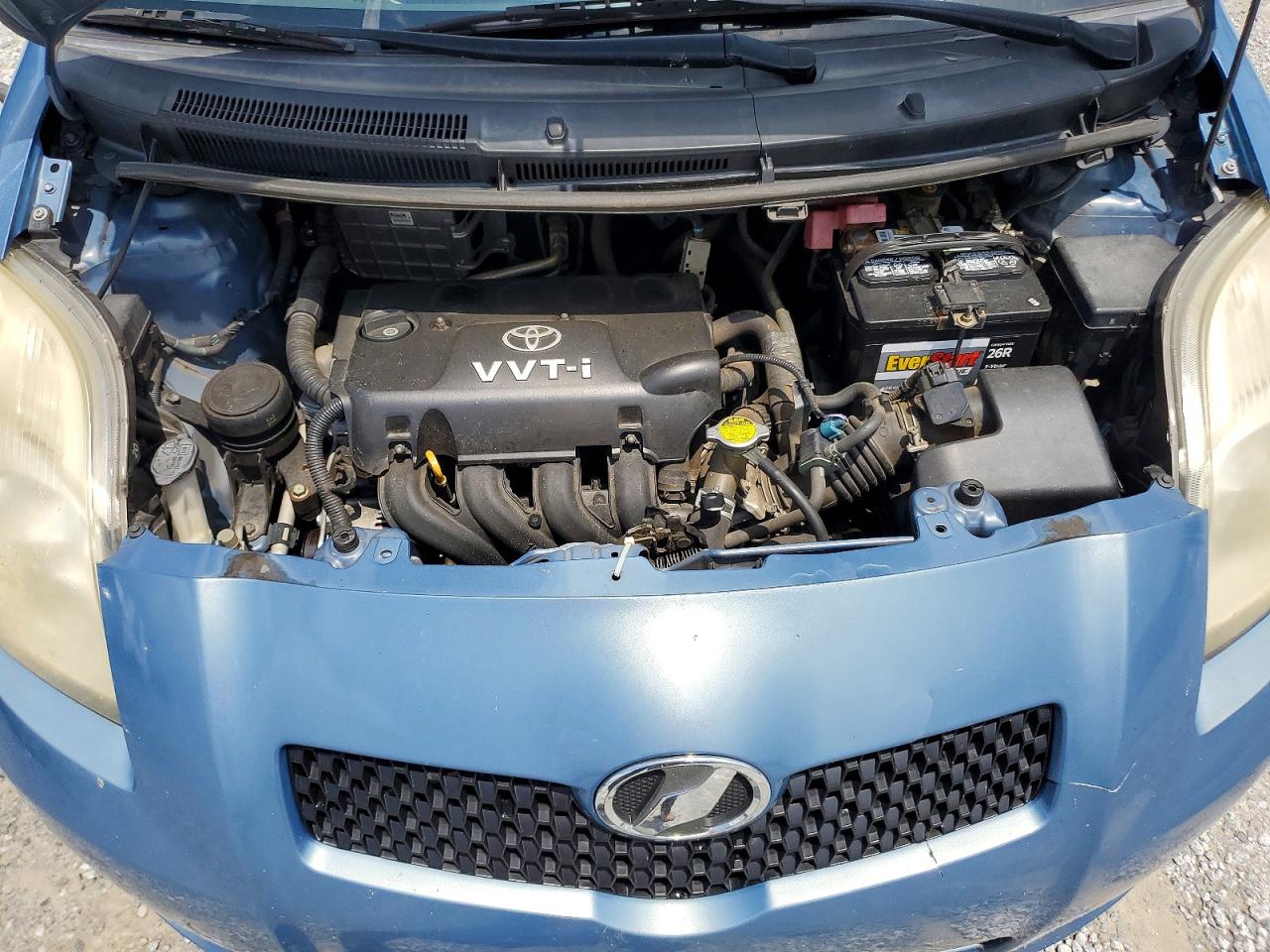 Toyota Yaris Base