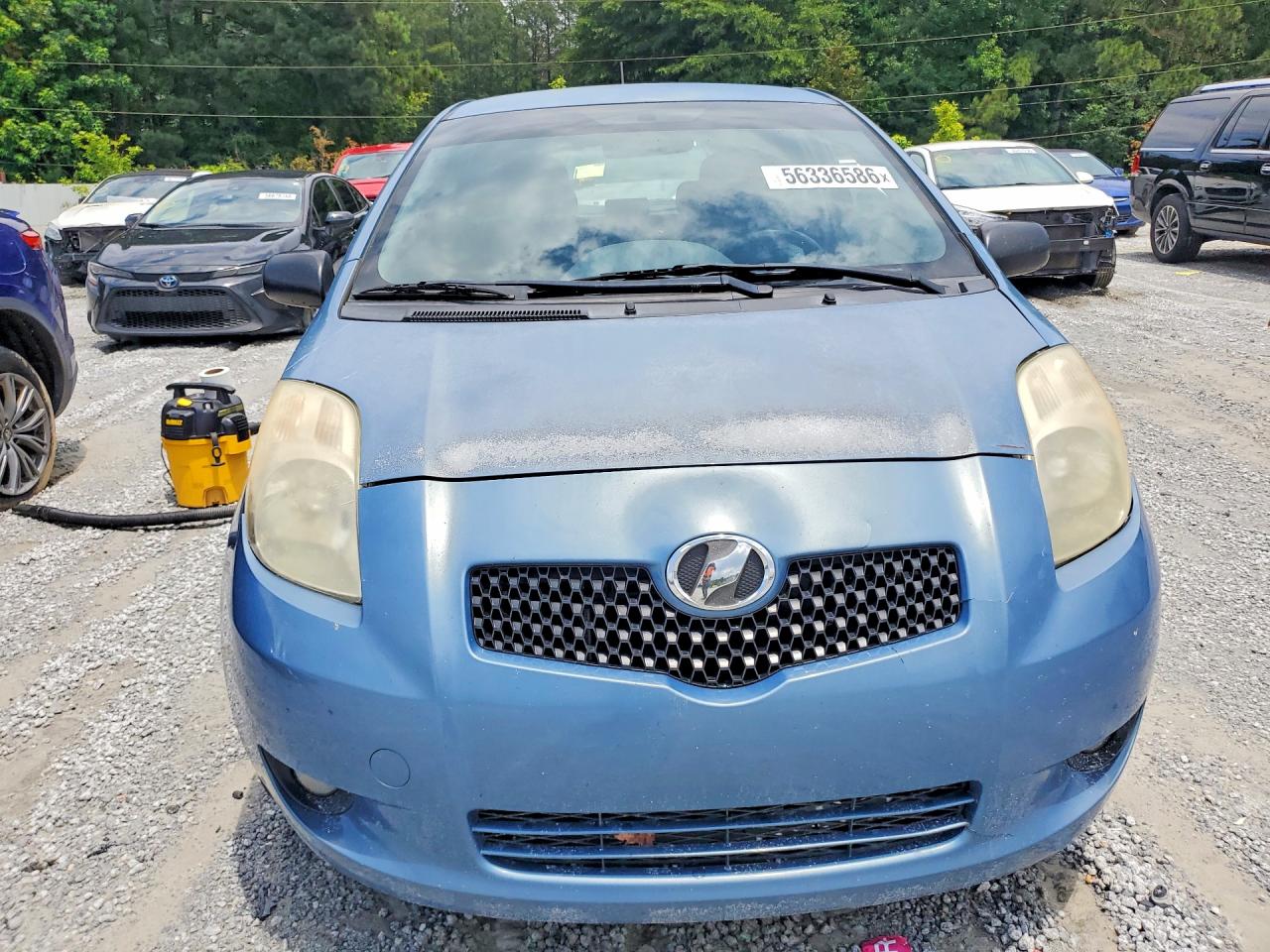Toyota Yaris Base