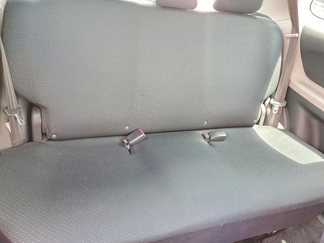Toyota Yaris Base