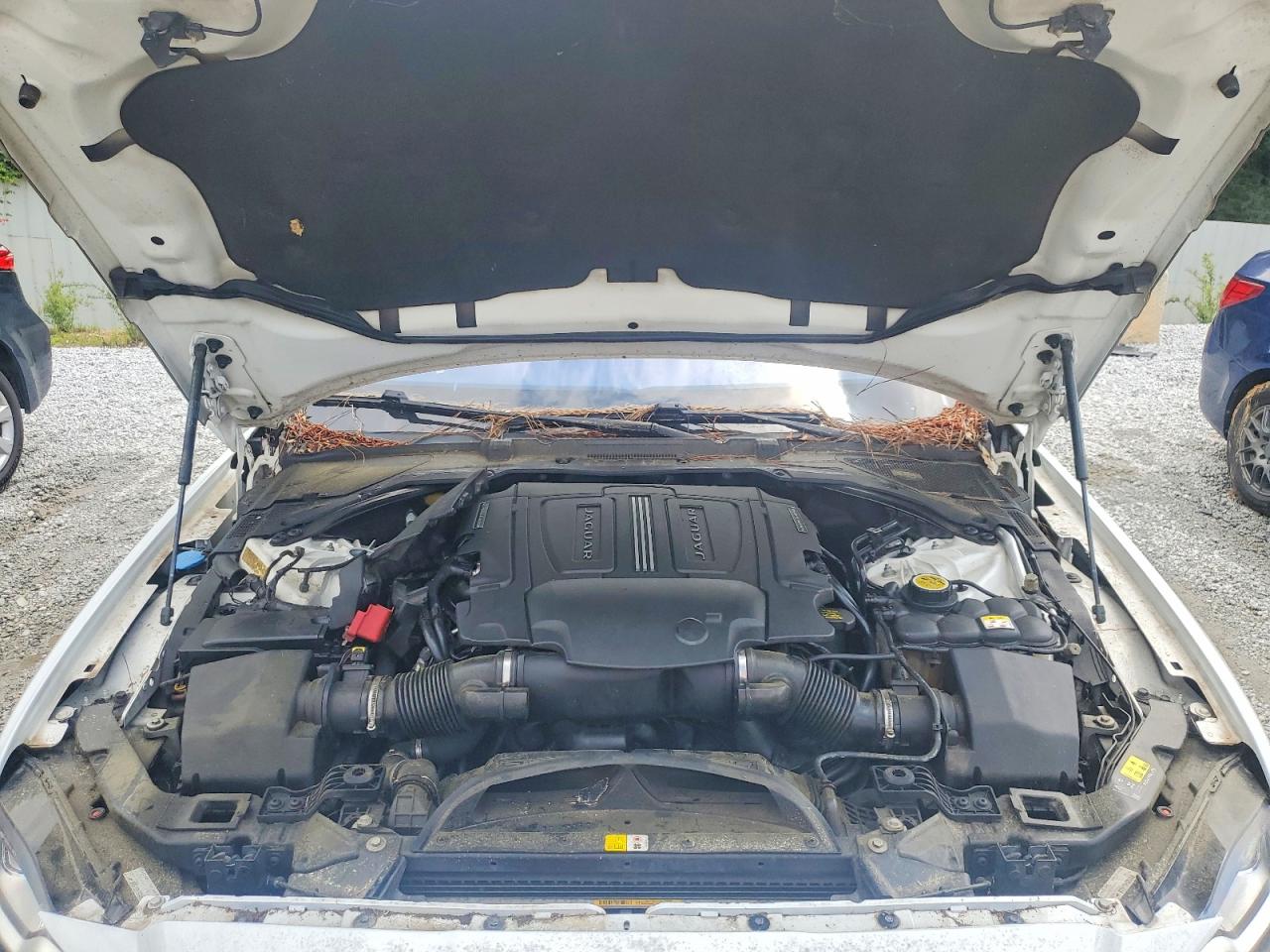 Jaguar XF Premium