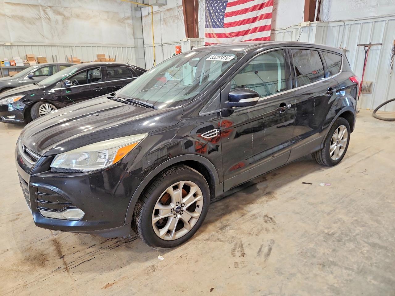 Salvage Ford Escape Image