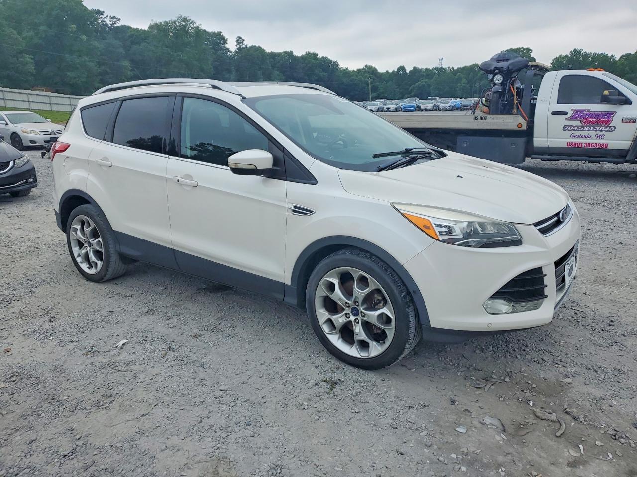 Ford Escape Titanium