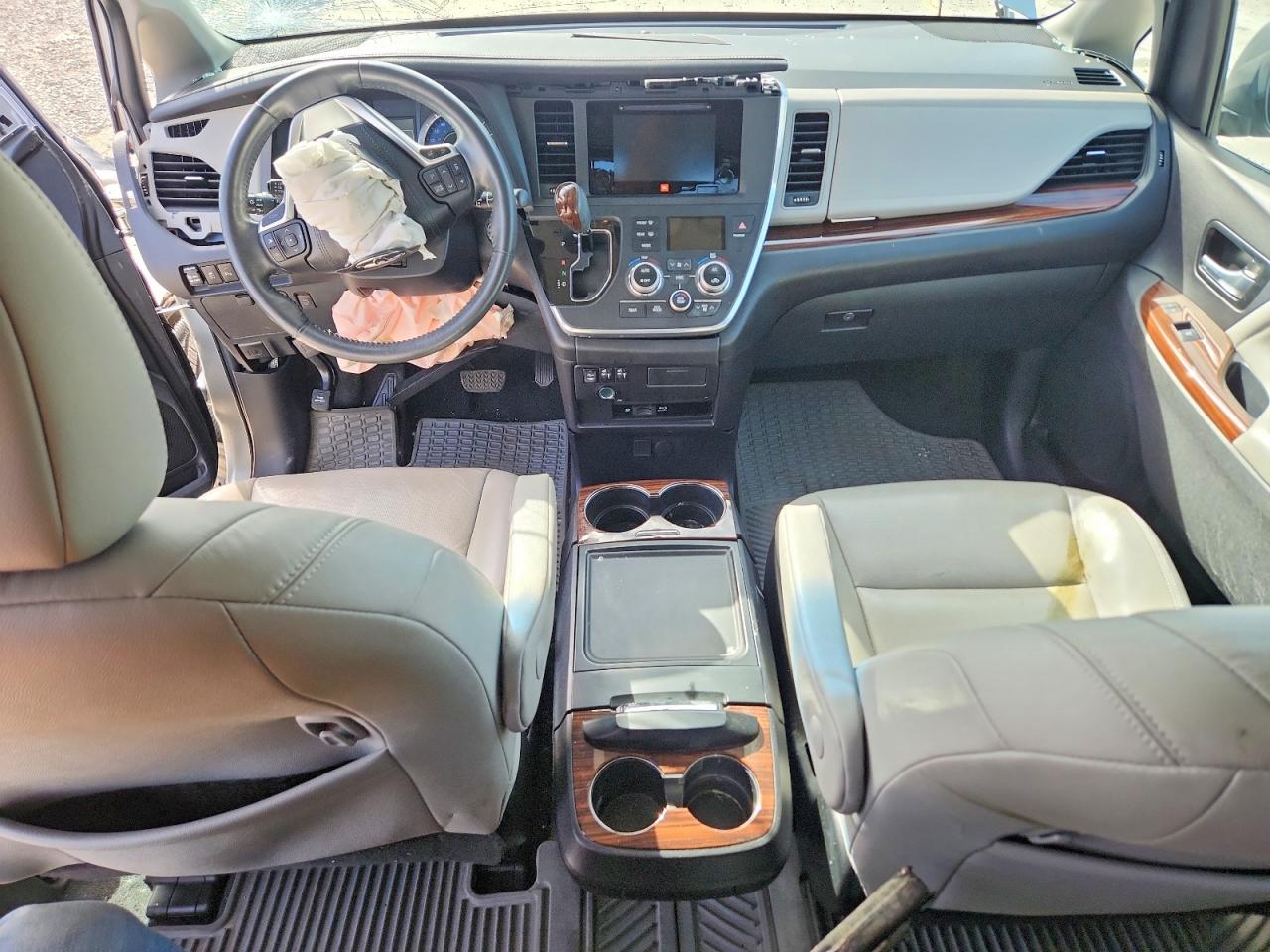 Toyota Sienna Limited Premium 7-passenger