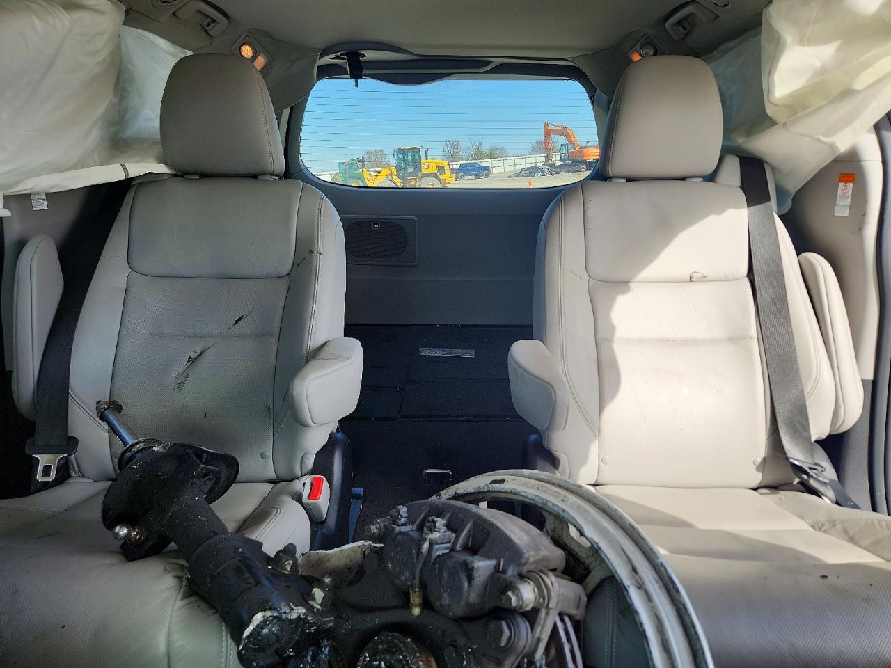 Toyota Sienna Limited Premium 7-passenger