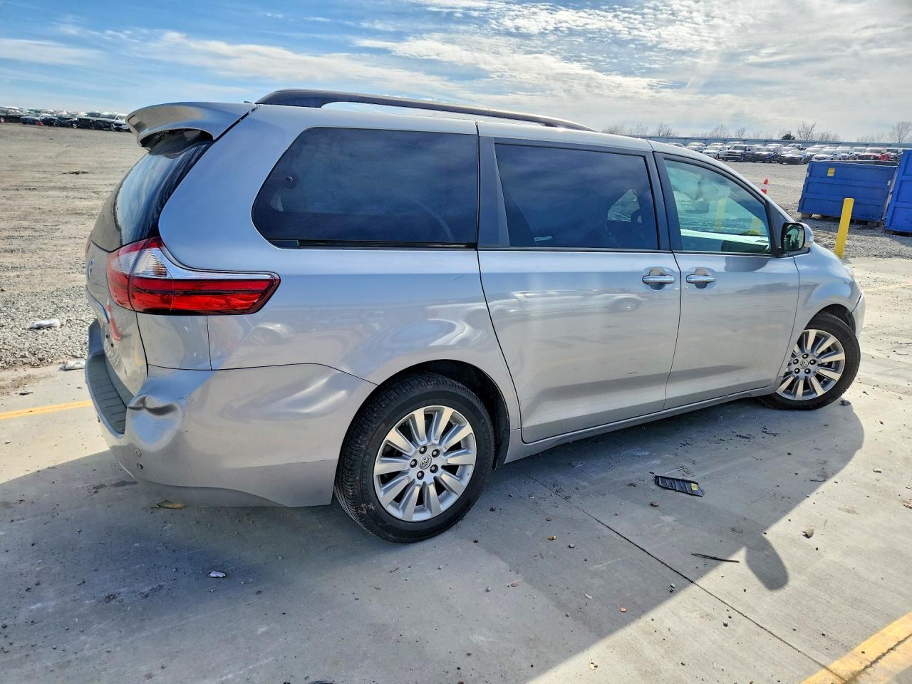 Toyota Sienna Limited Premium 7-passenger