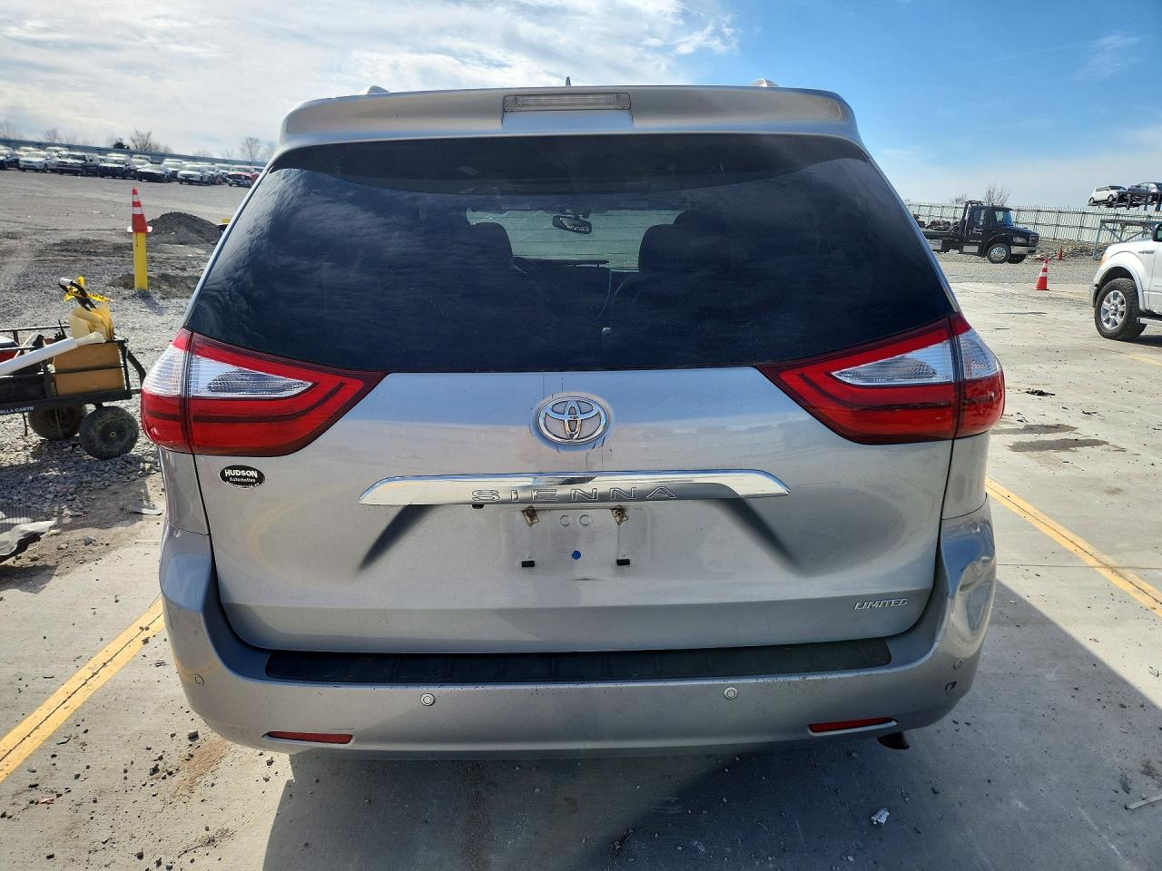 Toyota Sienna Limited Premium 7-passenger