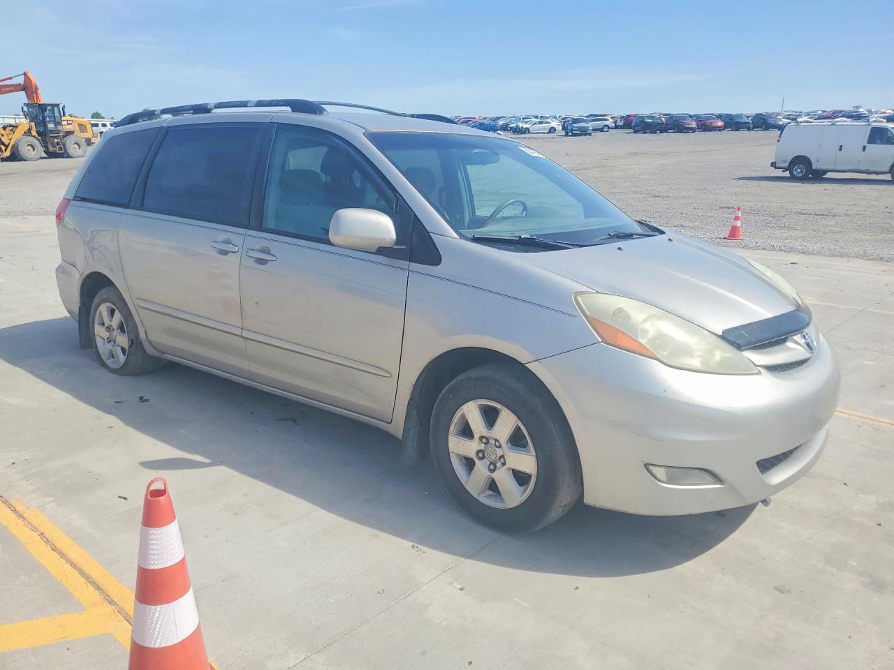 Toyota Sienna Xle 7 Passenger