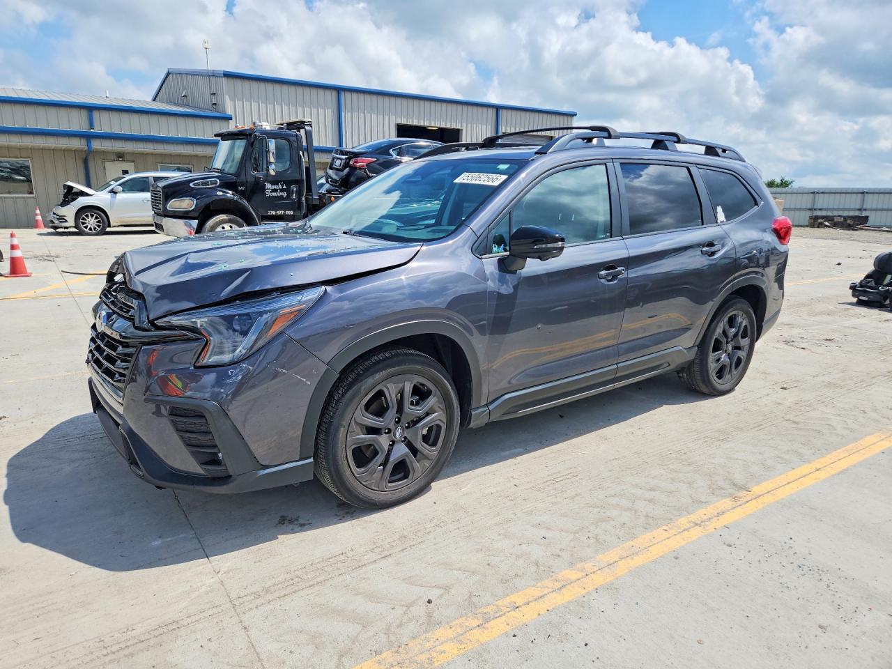 Salvage Subaru Ascent Image