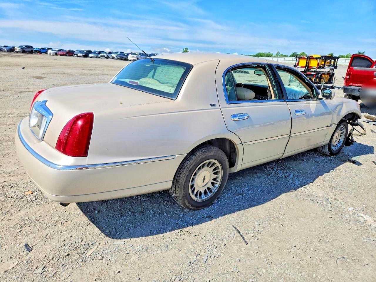 Lincoln Towncar