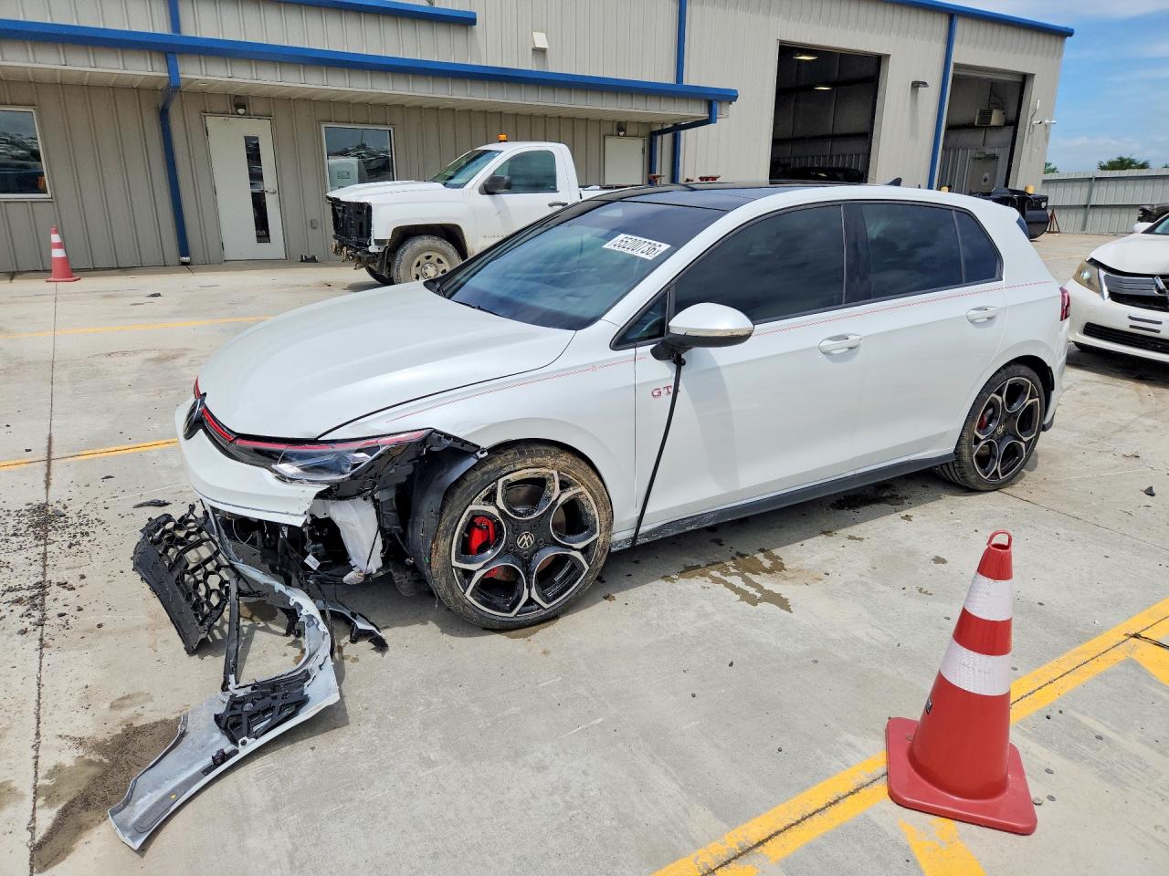 Salvage Volkswagen GTI Image