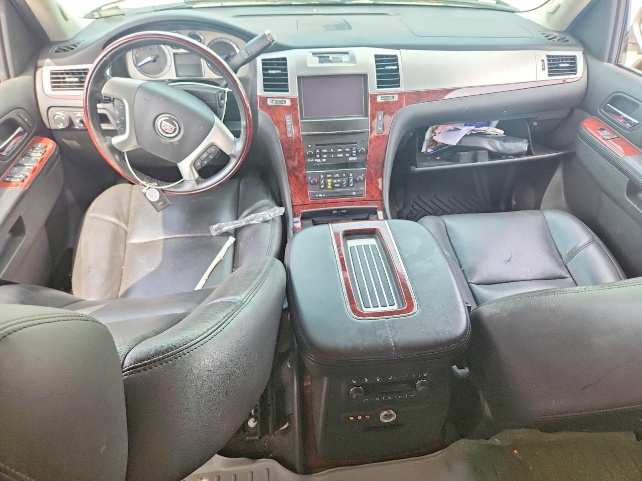 Cadillac Escalade Premium