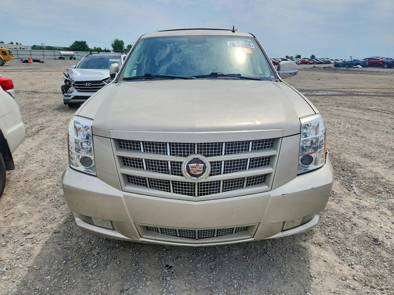 Cadillac Escalade Premium