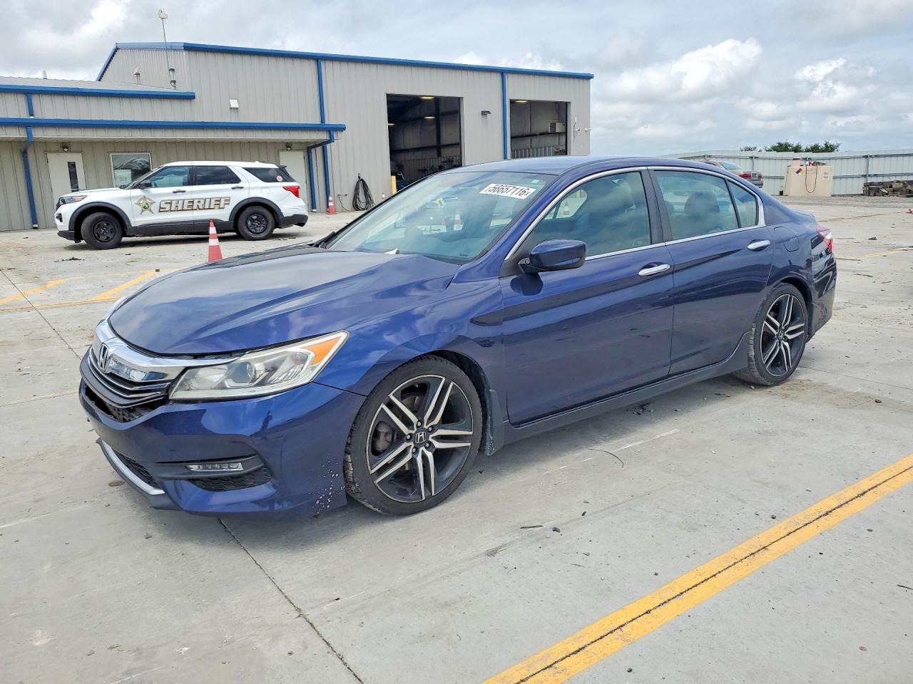 Salvage Honda Accord Image