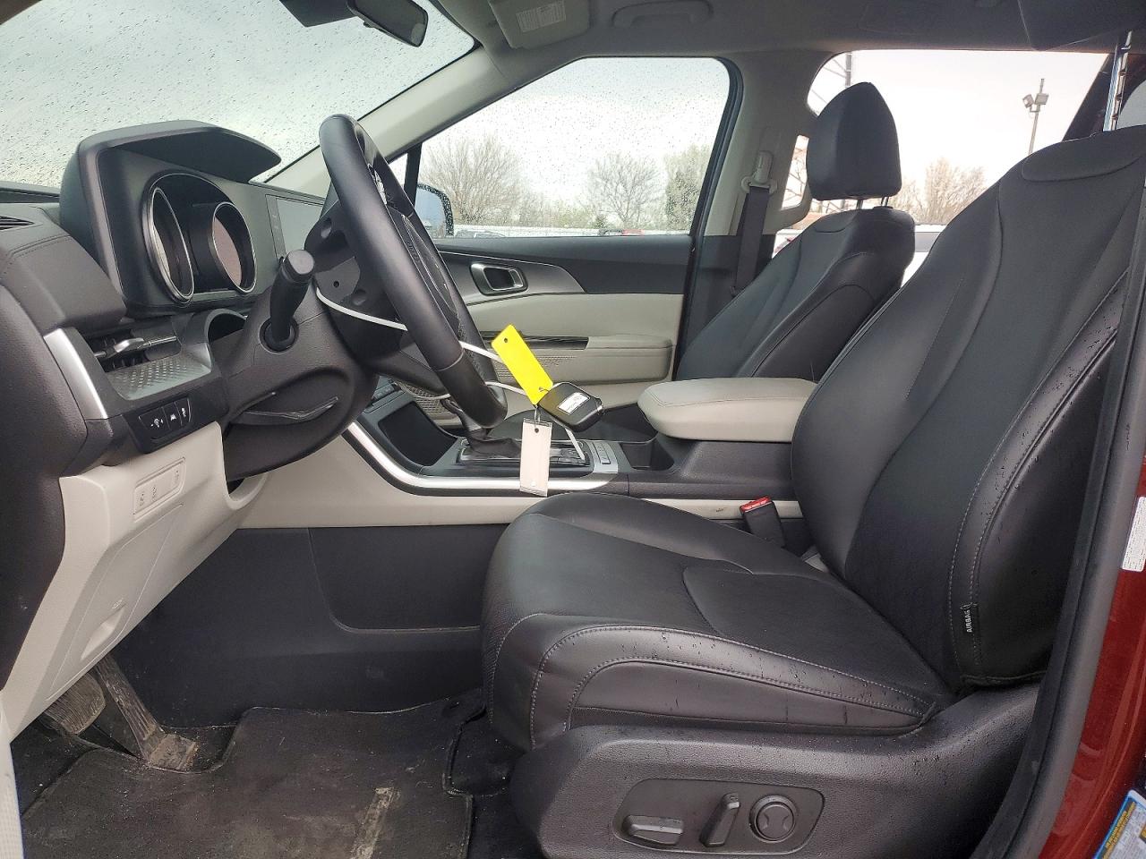 Kia Carnival Lx