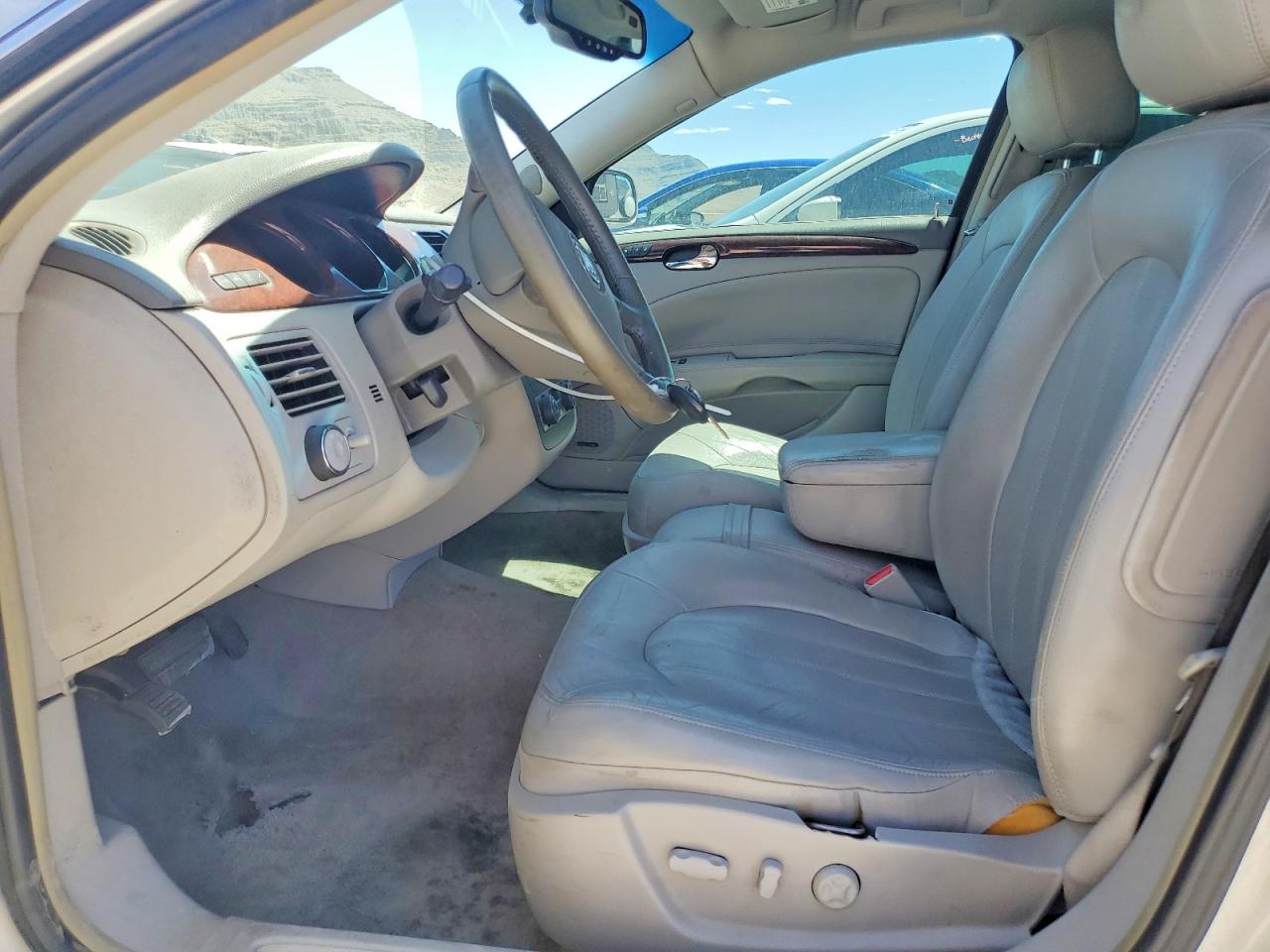 Buick Lucerne Cxl