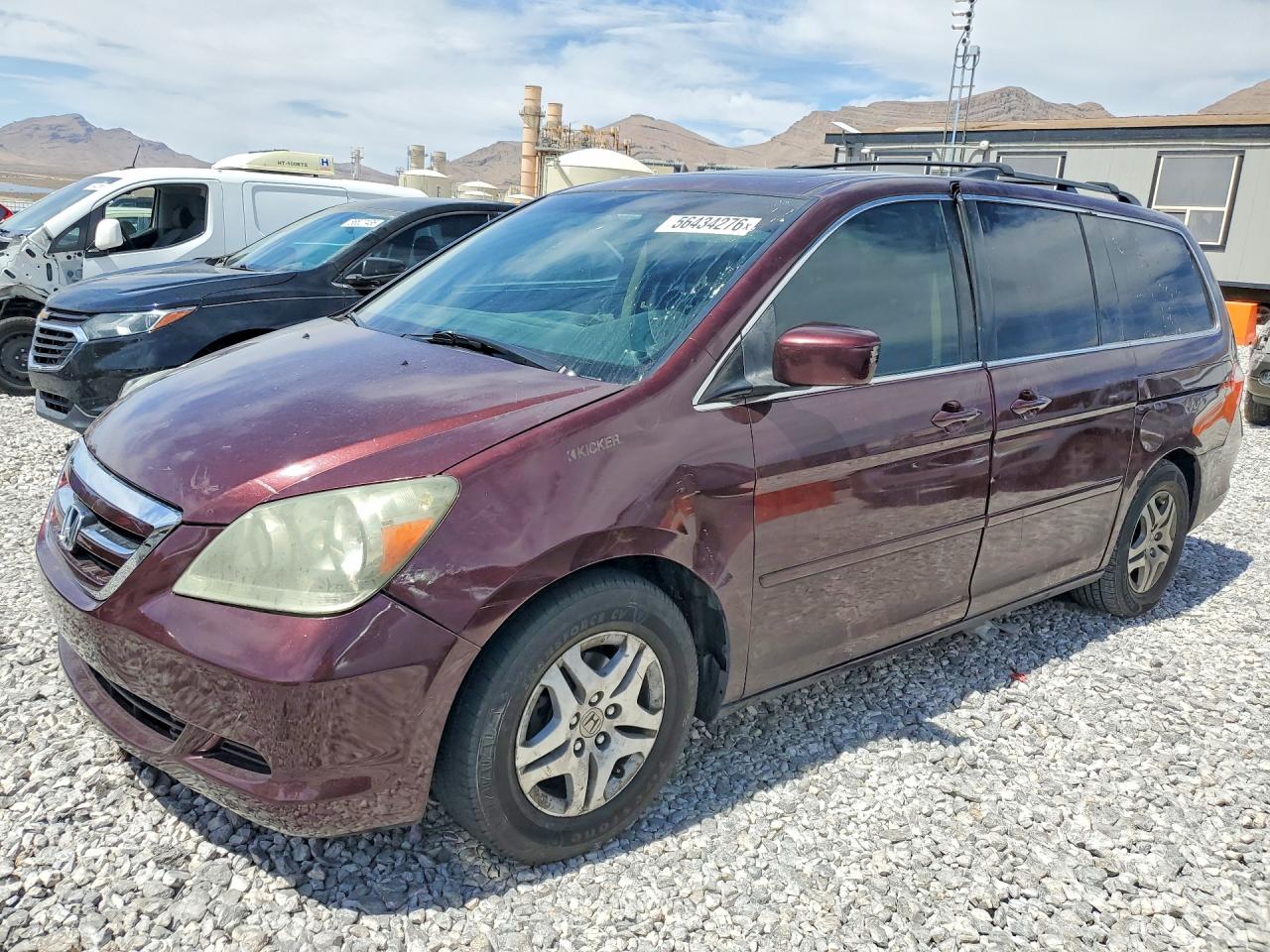 Salvage Honda Odyssey Image