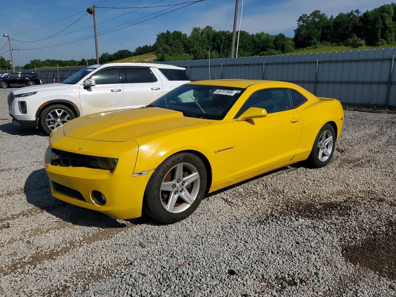 Salvage Chevrolet Camaro Image