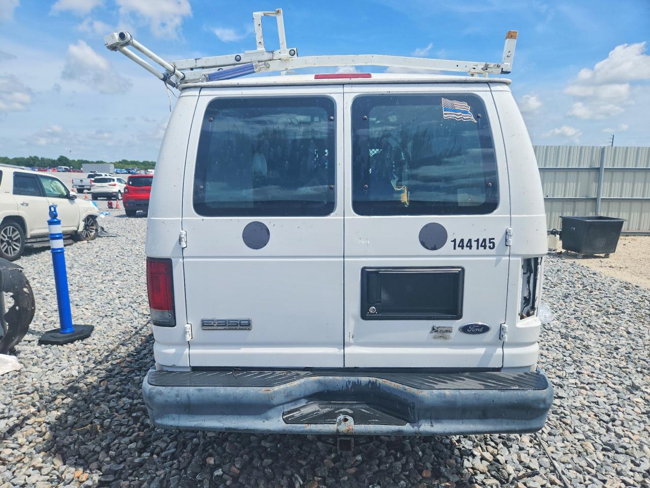 Ford Econoline E350 Super Duty Van