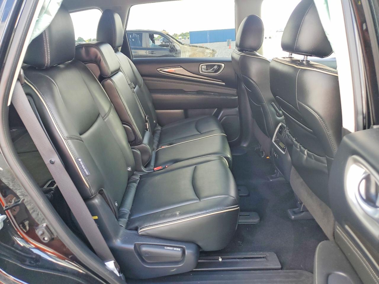 INFINITI Qx Pure