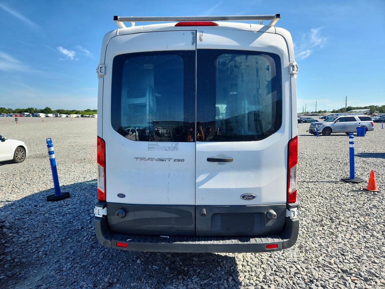 Ford Transit T-250