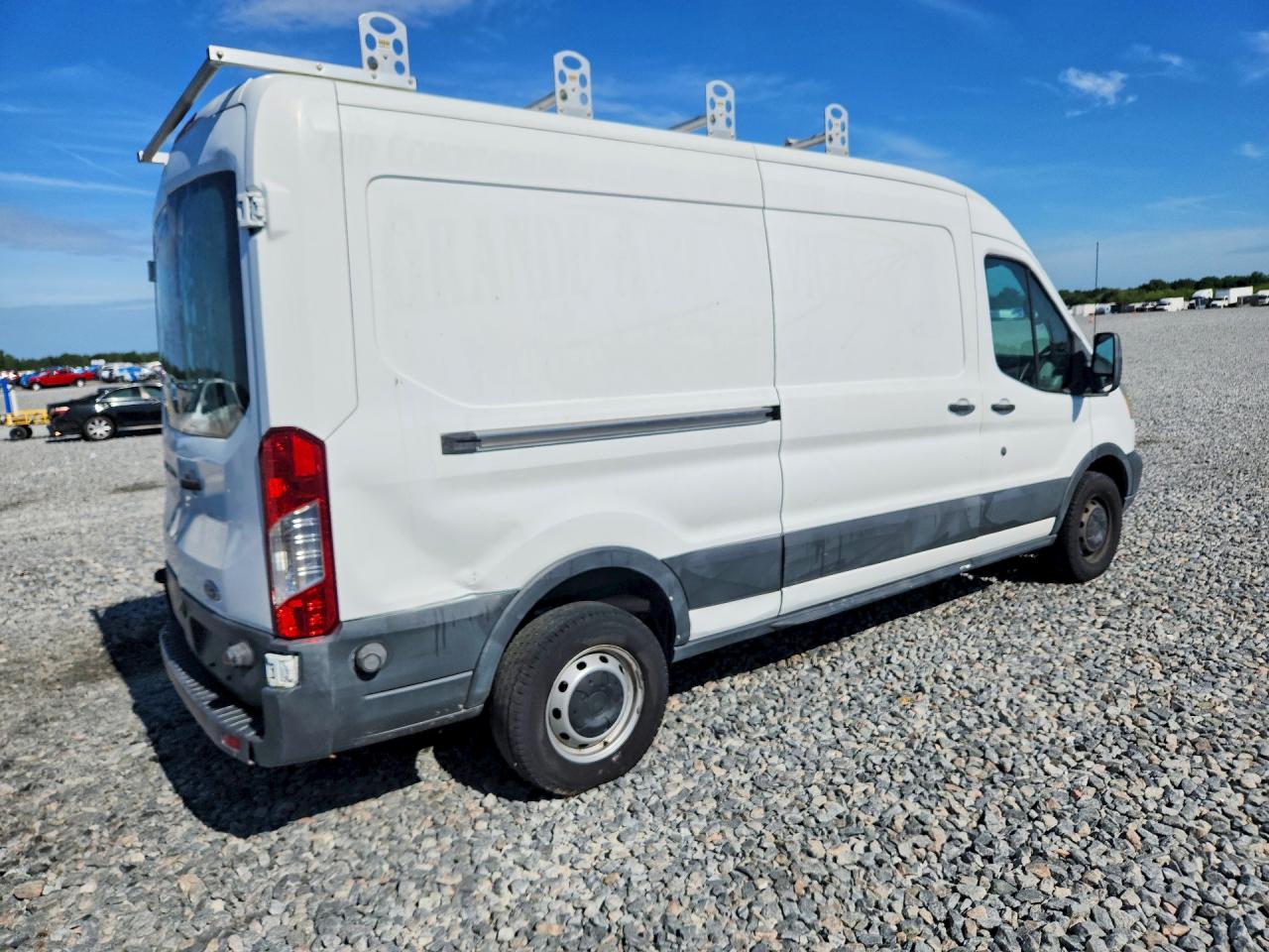 Ford Transit T-250