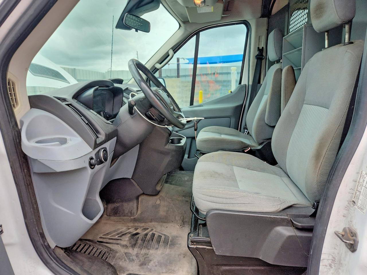 Ford Transit T-250