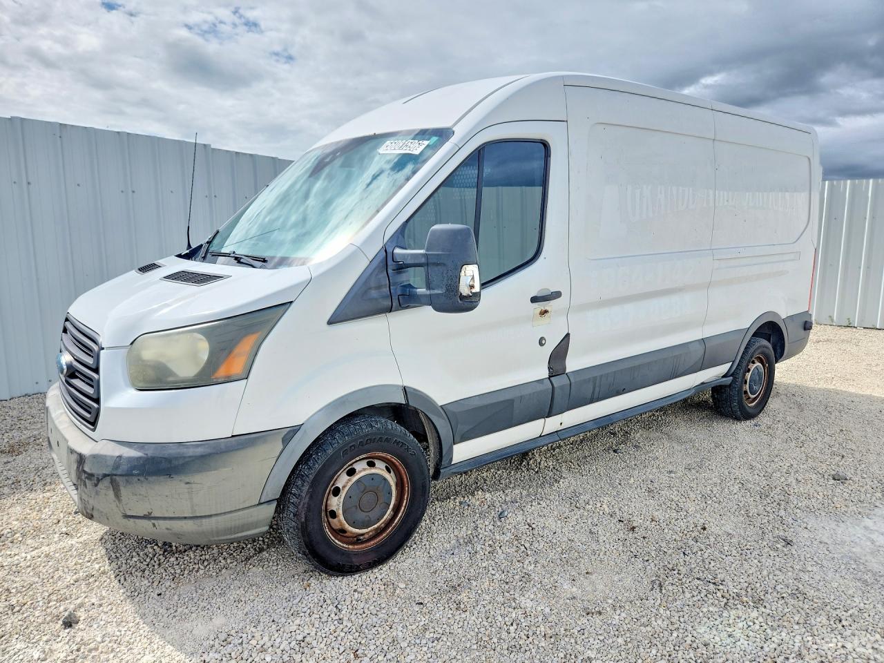 Salvage Ford Transit Image