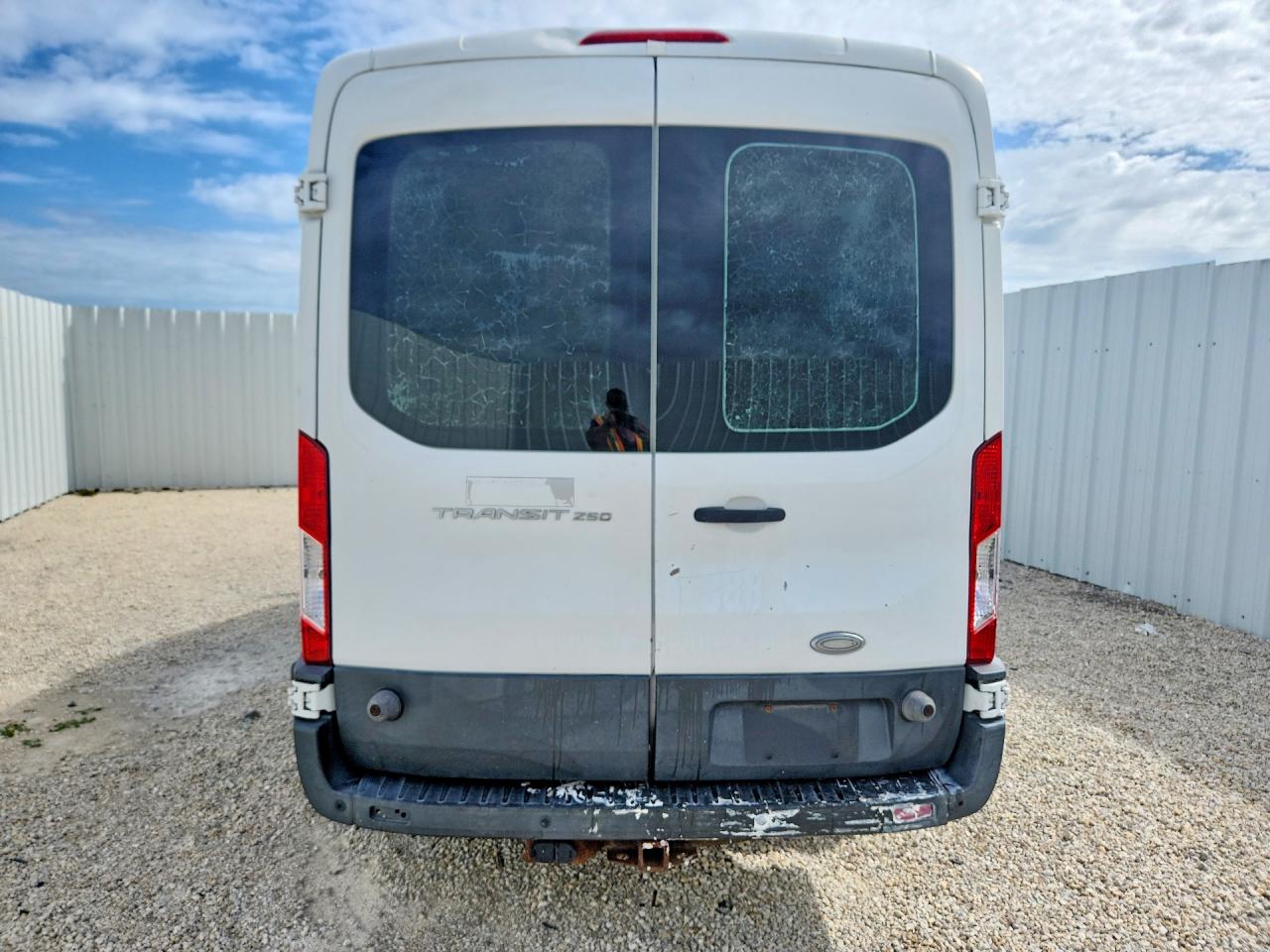 Ford Transit T-250
