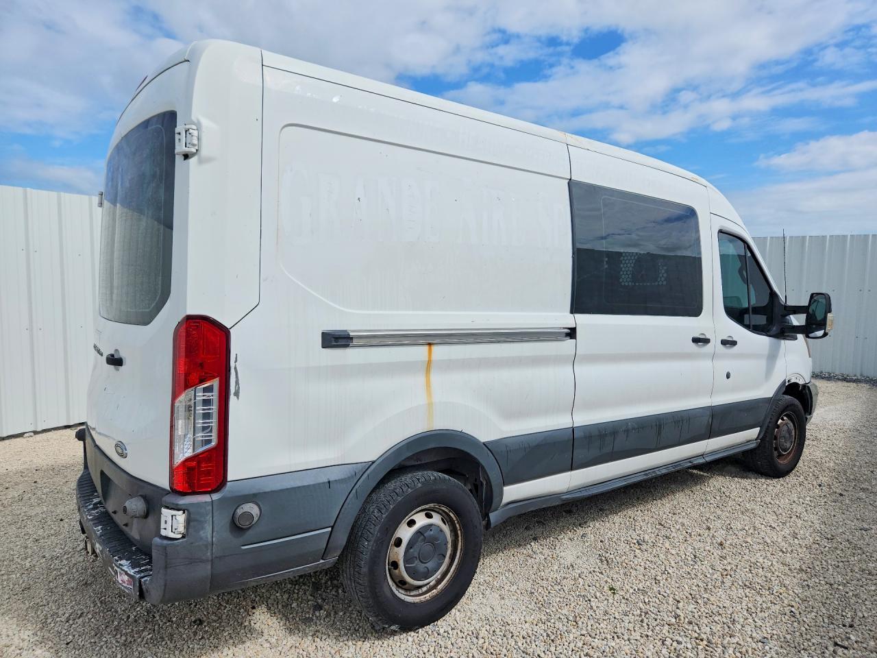 Ford Transit T-250