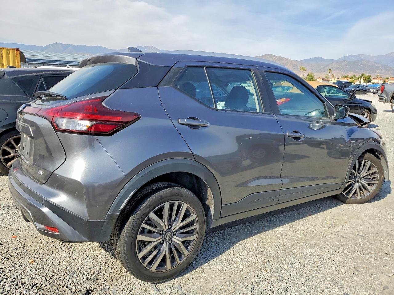 Nissan Kicks Sv