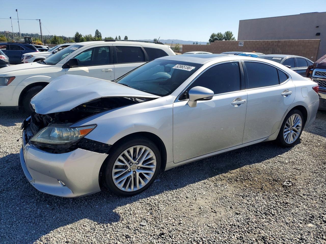 Salvage Lexus Es Image