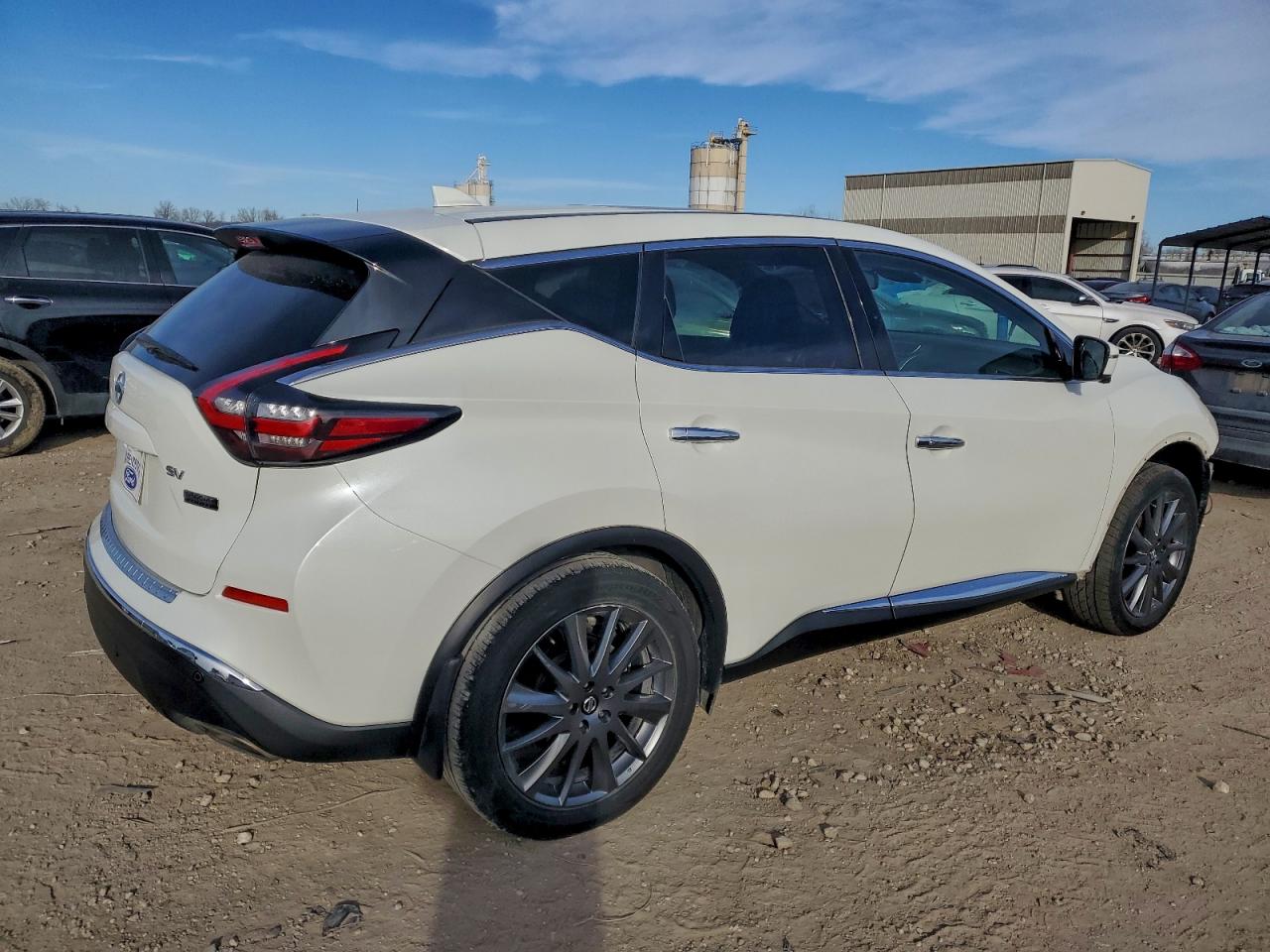 Nissan Murano Sv
